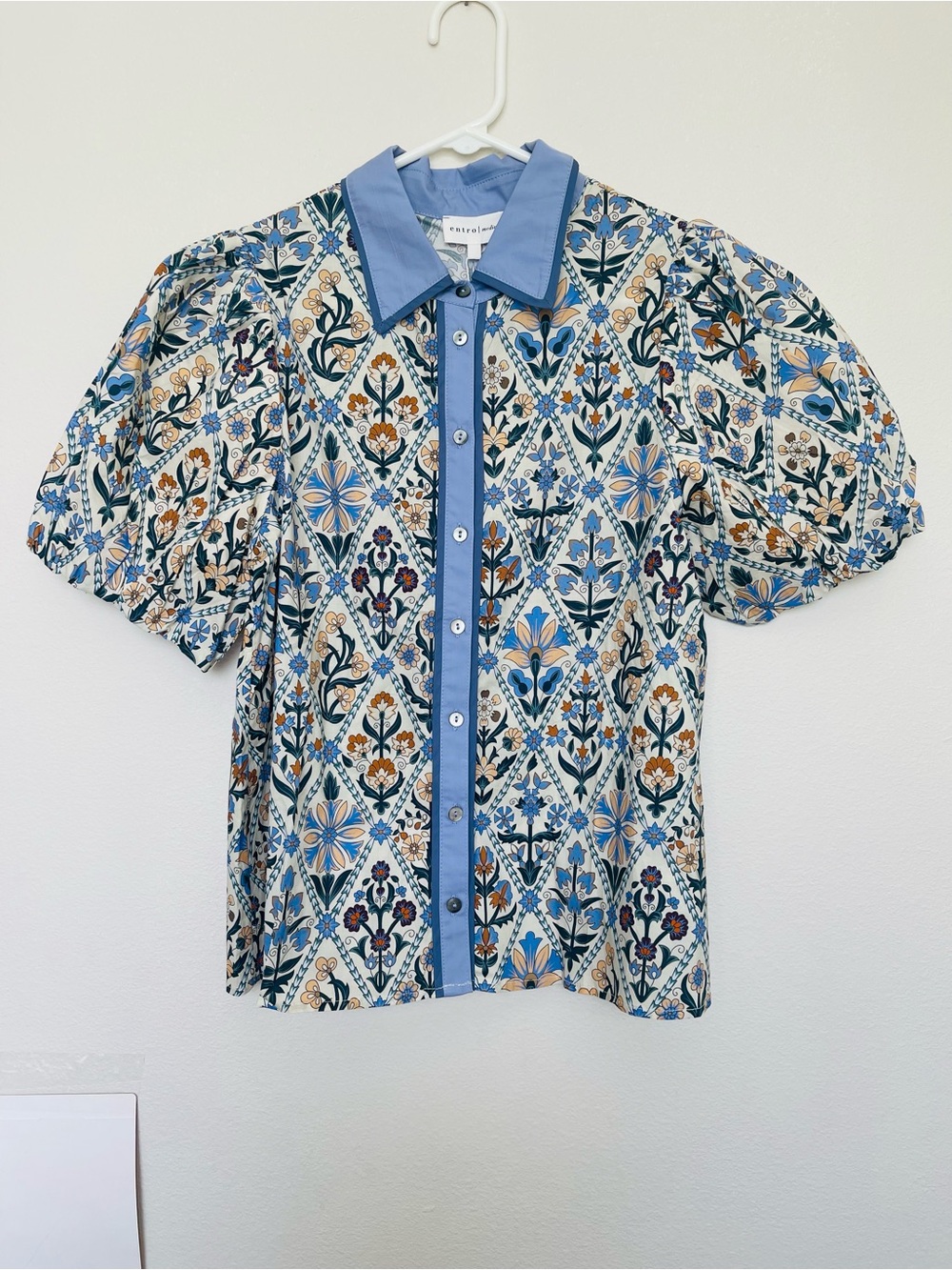 Entro Blue Patterned Short-Sleeve Button-Up Shirt